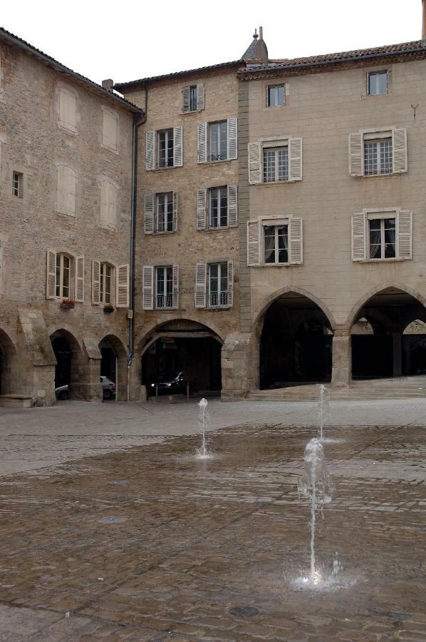Maison Renaissance Monument Historique XV Eme 1497 Villefranche-de-Rouergue Exterior foto